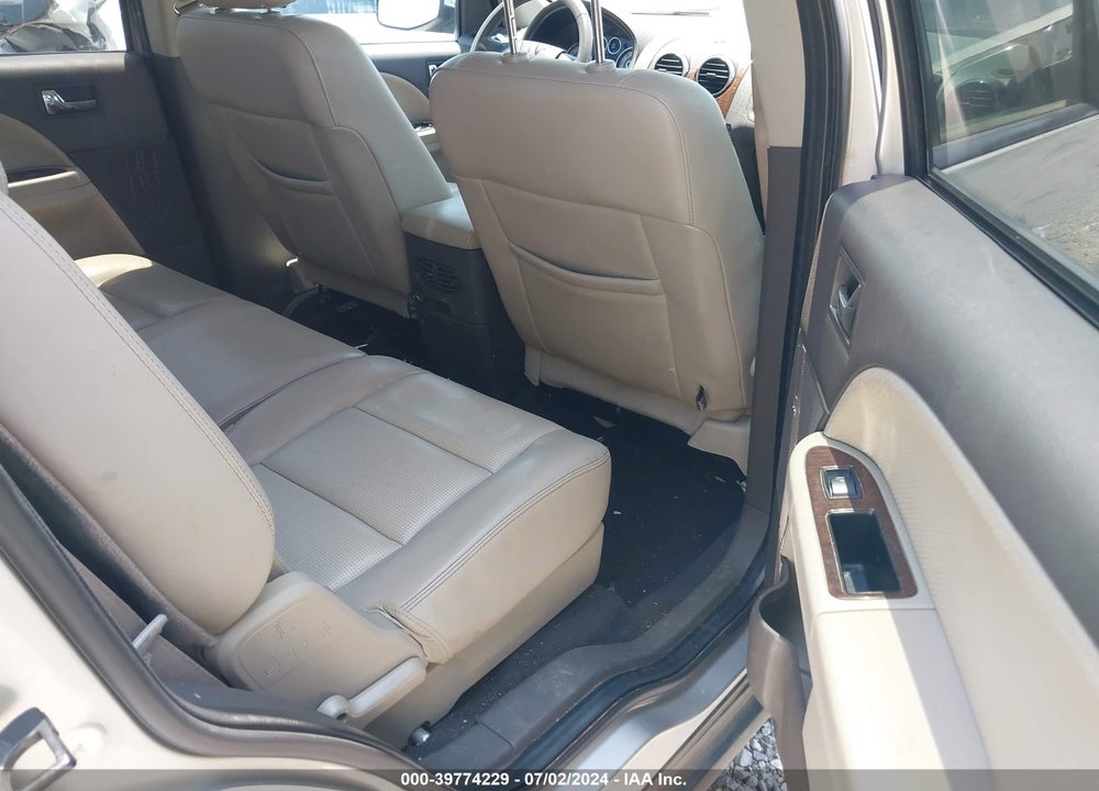 2008 FORD TAURUS X LIMITED VIN: 1FMDK03W88GA43561