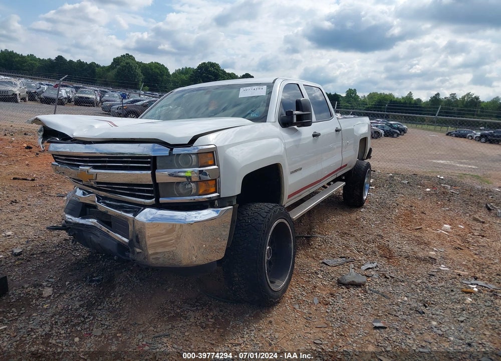2015 CHEVROLET SILVERADO 2500HD WT VIN: 1GC1CUEG7FF143526