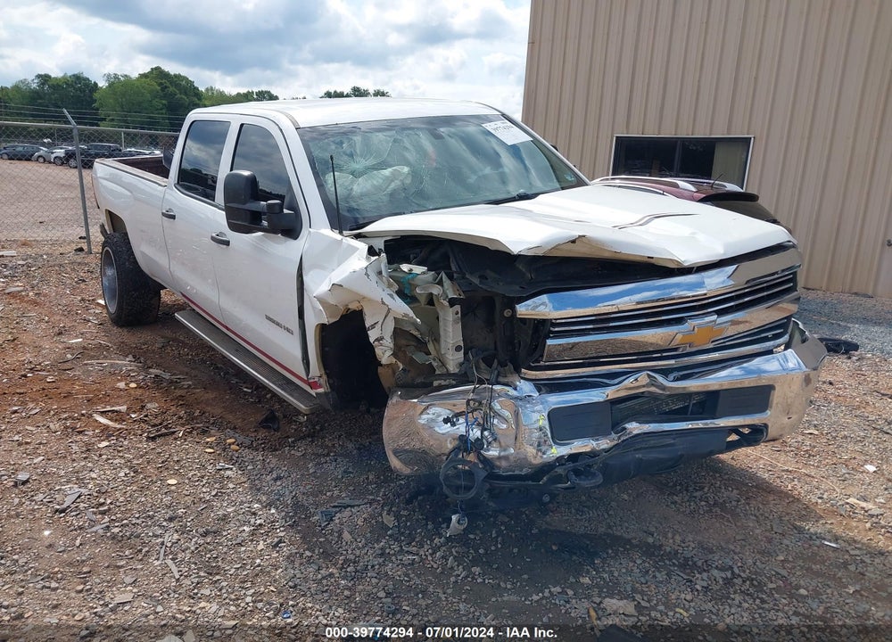 2015 CHEVROLET SILVERADO 2500HD WT VIN: 1GC1CUEG7FF143526