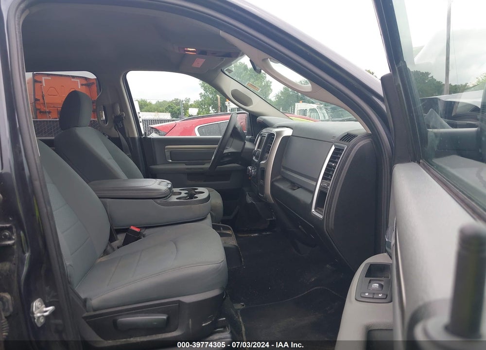 2019 RAM 1500 CLASSIC SLT 4X4 6'4 BOX VIN: 1C6RR7TT8KS654657