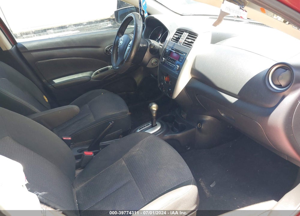 2018 NISSAN VERSA 1.6 SV VIN: 3N1CN7AP0JL827331