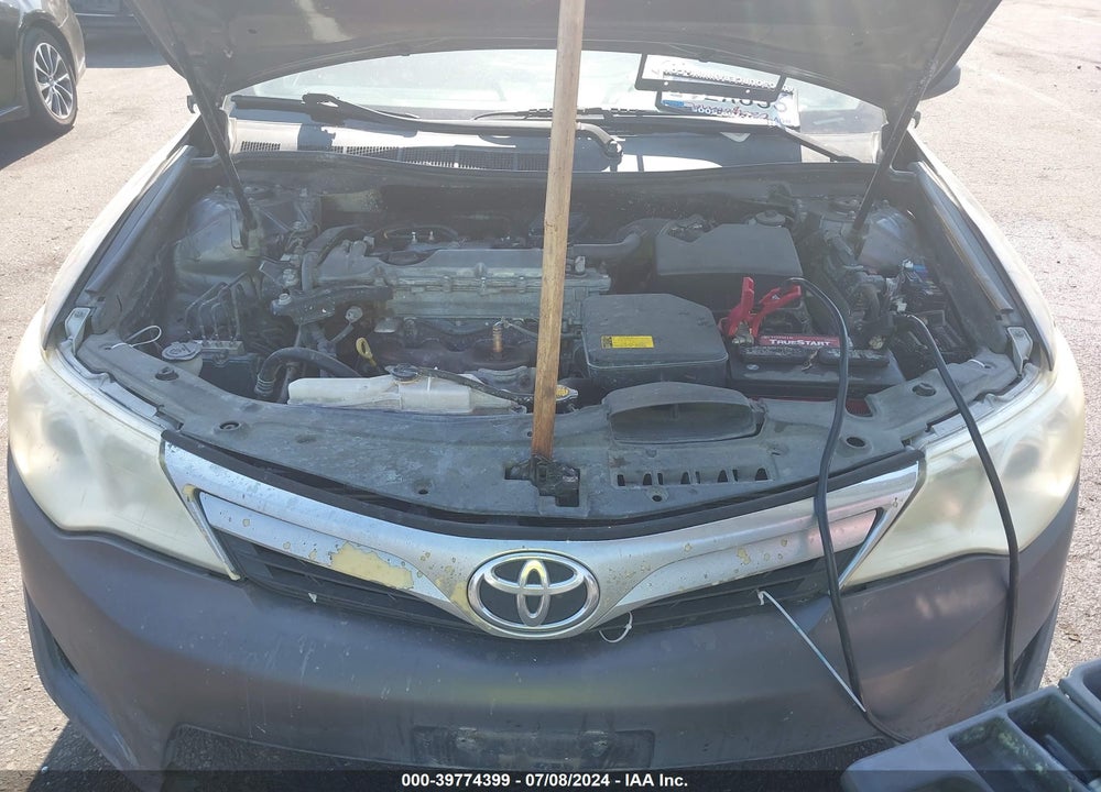 2014 TOYOTA CAMRY LE VIN: 4T4BF1FK4ER338881
