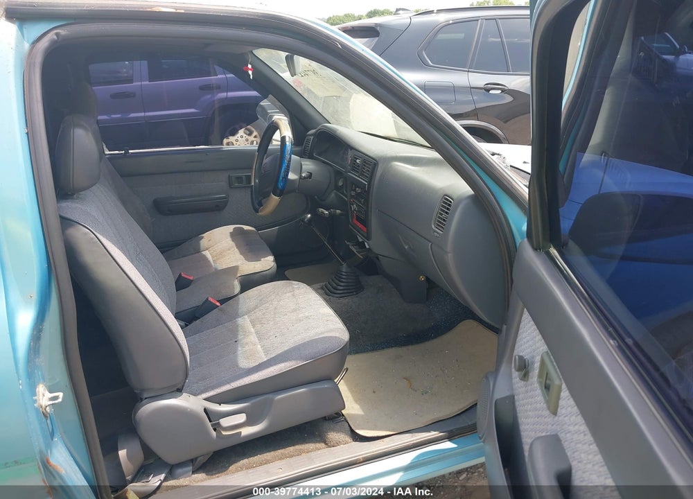 1995 TOYOTA TACOMA XTRACAB VIN: 4TAUN53B5SZ043854