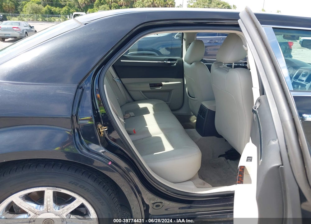 2006 CHRYSLER 300C VIN: 2C3KA63H86H518697