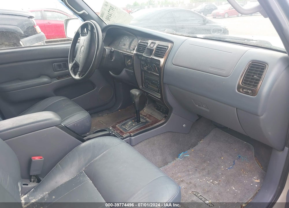 1999 TOYOTA 4RUNNER SR5 V6 VIN: JT3GN86R5X0123747