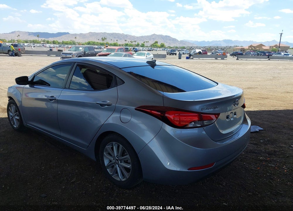 2016 HYUNDAI ELANTRA SE VIN: 5NPDH4AE7GH658679