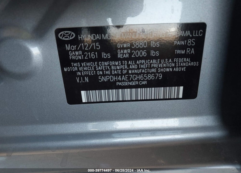 2016 HYUNDAI ELANTRA SE VIN: 5NPDH4AE7GH658679