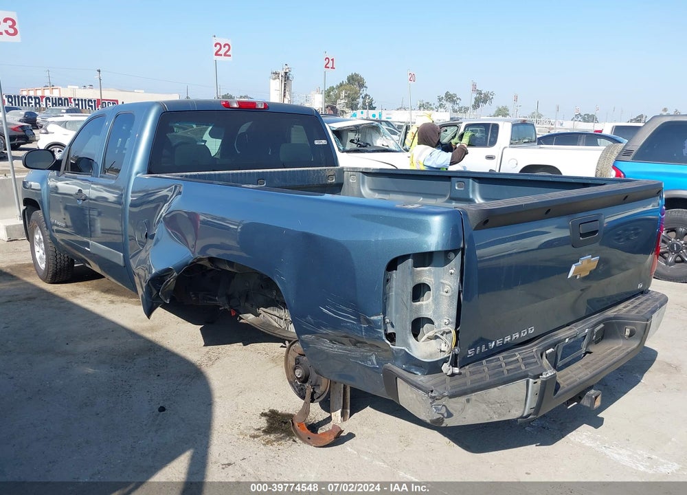 2007 CHEVROLET SILVERADO 1500 LT1 VIN: 1GCEC19JX7E502770
