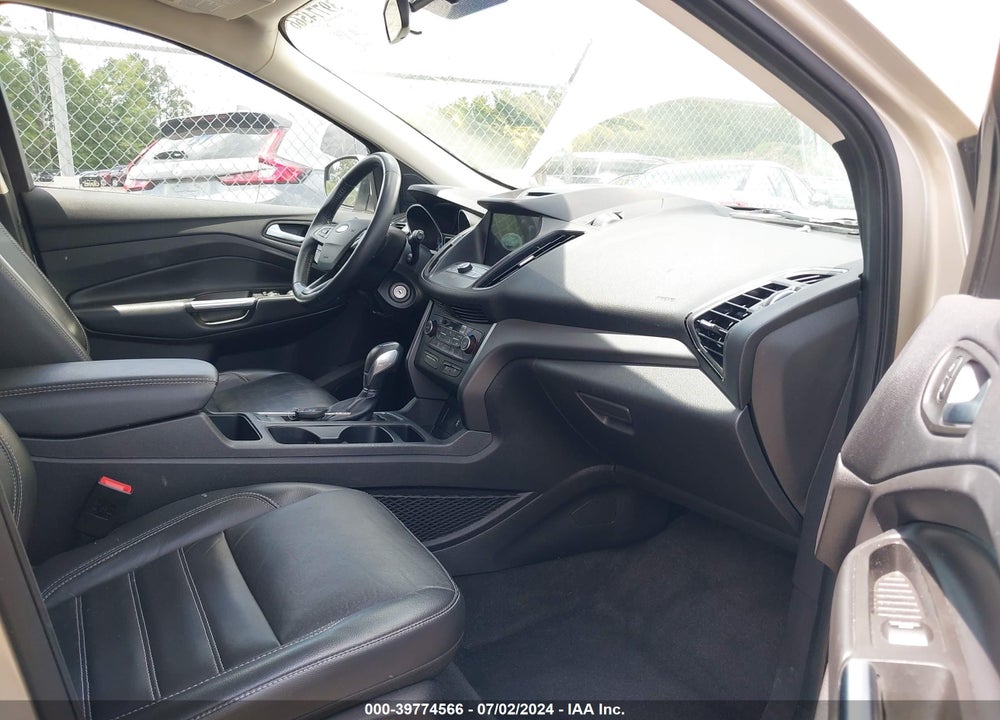 2018 FORD ESCAPE SEL VIN: 1FMCU0HD6JUC31533