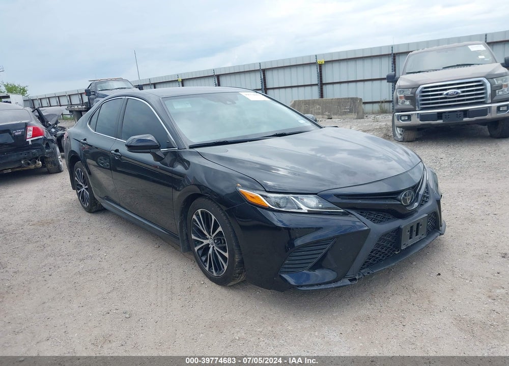 2020 TOYOTA CAMRY SE VIN: 4T1G11AK6LU861239