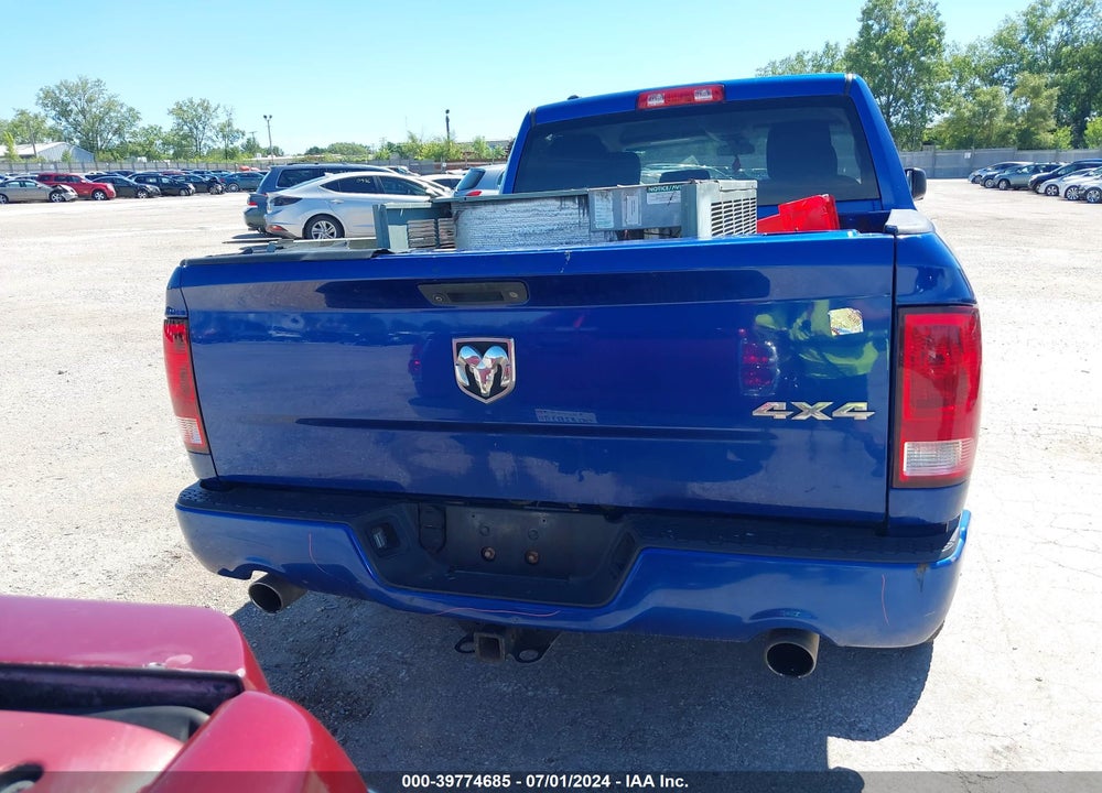 2017 RAM 1500 EXPRESS QUAD CAB 4X4 6'4 BOX VIN: 1C6RR7FT6HS510352