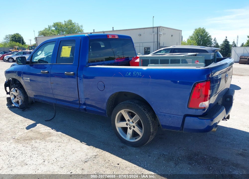 2017 RAM 1500 EXPRESS QUAD CAB 4X4 6'4 BOX VIN: 1C6RR7FT6HS510352