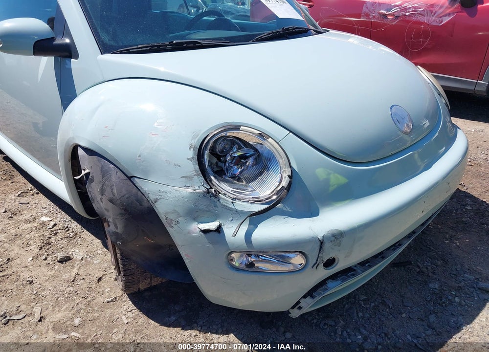 2004 VOLKSWAGEN NEW BEETLE GL VIN: 3VWBM31Y74M350017