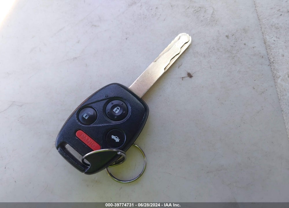 2004 HONDA ACCORD 3.0 EX VIN: 1HGCM82664A010406