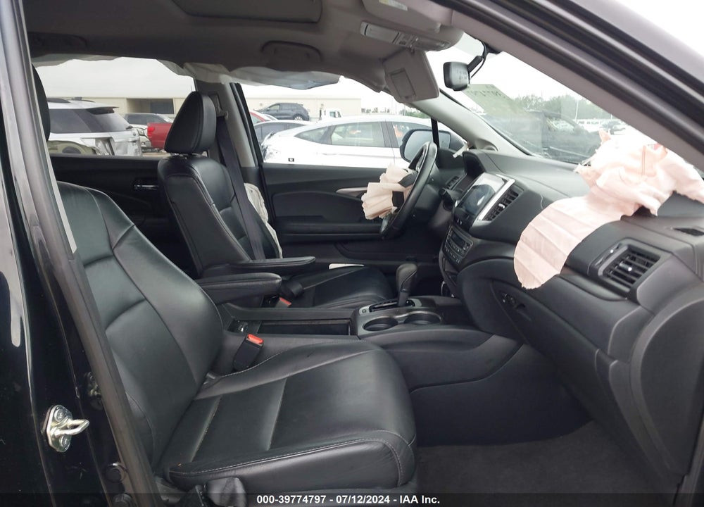 2017 HONDA PILOT EX-L VIN: 5FNYF5H57HB005319