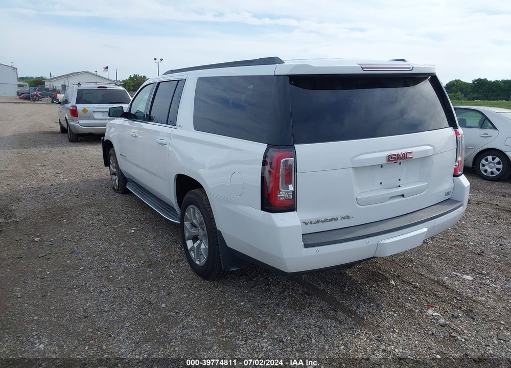 2015 GMC YUKON XL 1500 SLT VIN: 1GKS2HKCXFR524502
