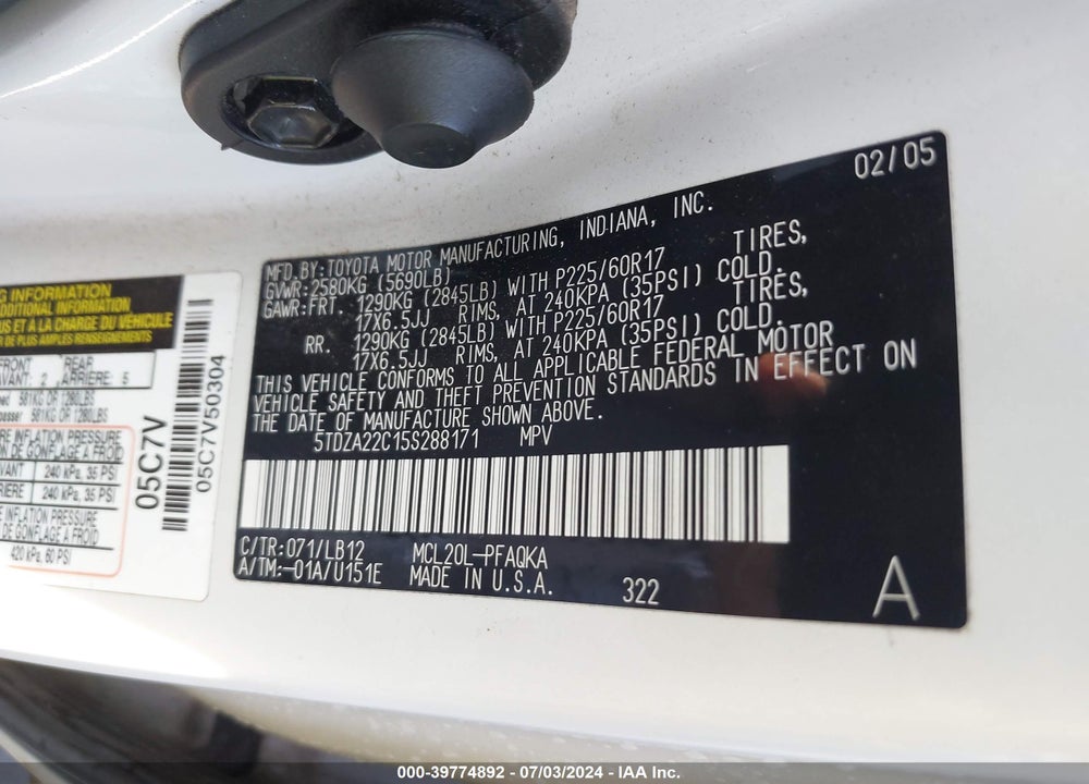 2005 TOYOTA SIENNA XLE LIMITED VIN: 5TDZA22C15S288171
