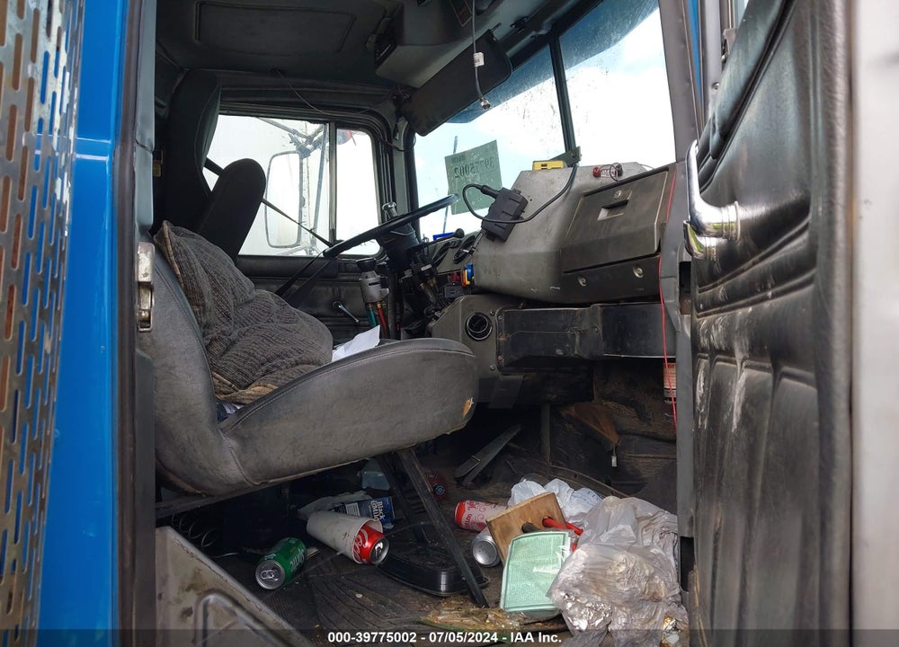 1995 MACK RD688S RD600 VIN: 1M2P267CXSM023756
