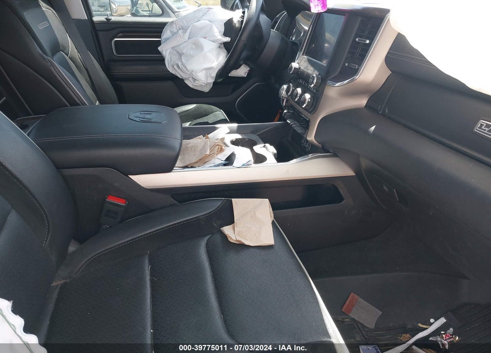 2022 RAM 1500 LAIE  4X4 5'7 BOX VIN: 1C6SRFJT4NN235609