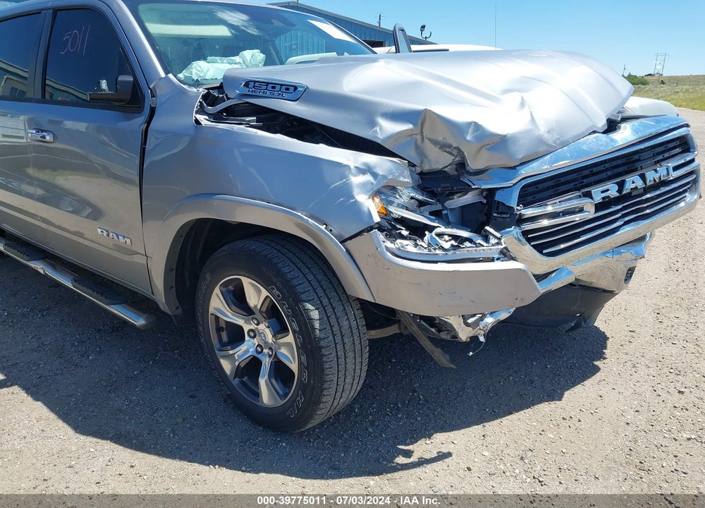 2022 RAM 1500 LAIE  4X4 5'7 BOX VIN: 1C6SRFJT4NN235609