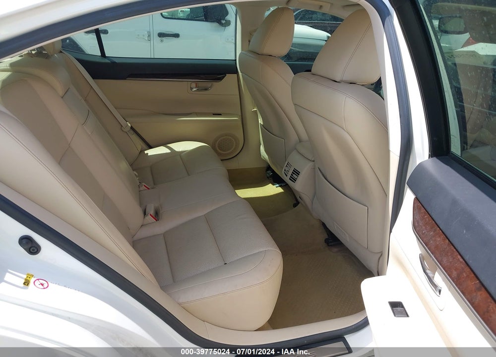 2013 LEXUS ES 350 VIN: JTHBK1GG4D2021275