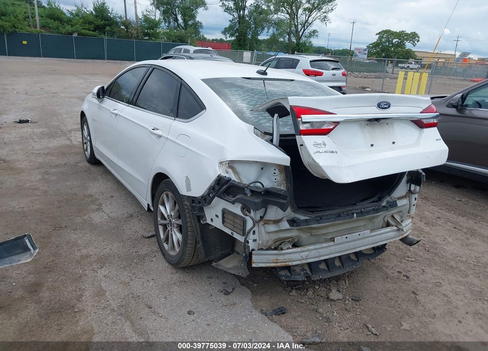 2017 FORD FUSION SE VIN: 3FA6P0H77HR156061