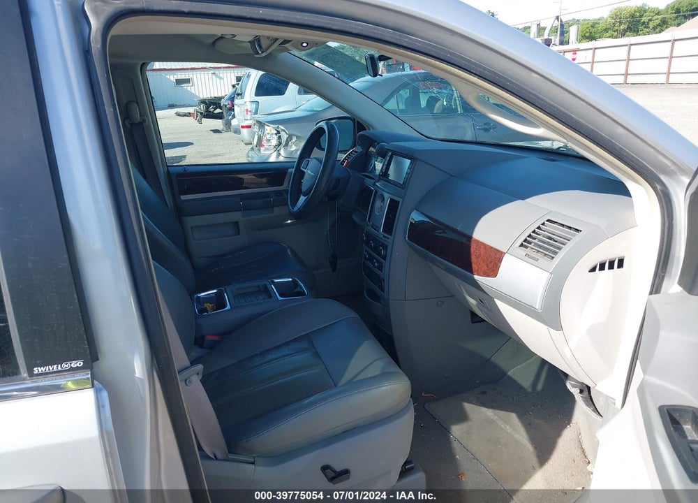 2009 CHRYSLER TOWN & COUNTRY TOURING VIN: 2A8HR54169R646891