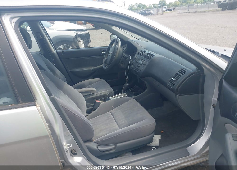 2003 HONDA CIVIC VIN: 2HGES26753H526903