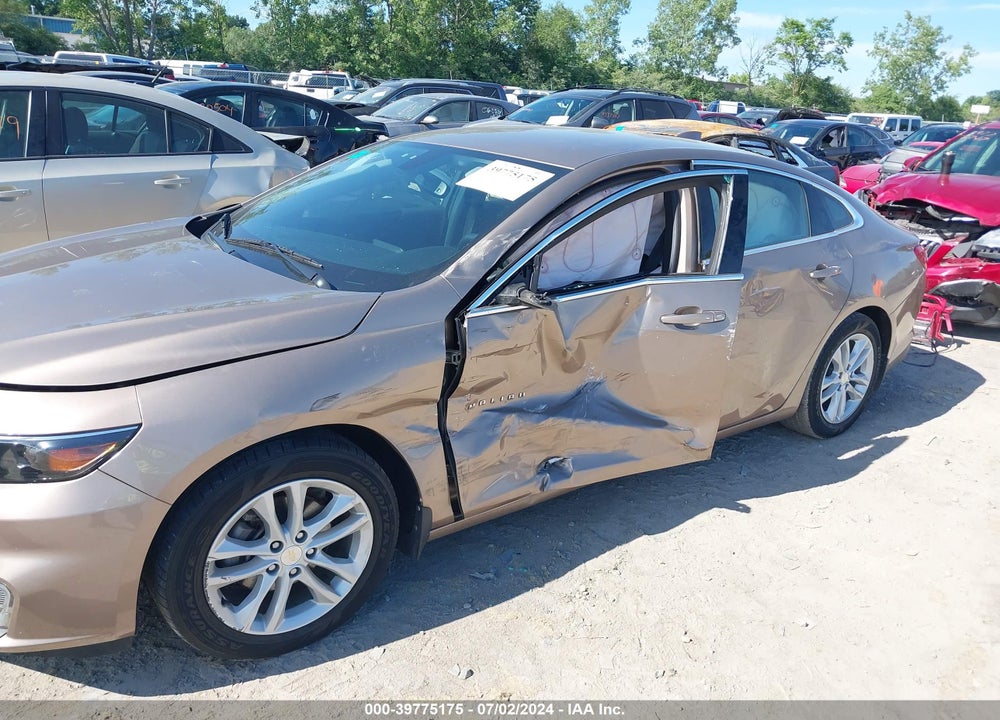 2018 CHEVROLET MALIBU LT VIN: 1G1ZD5ST2JF254462