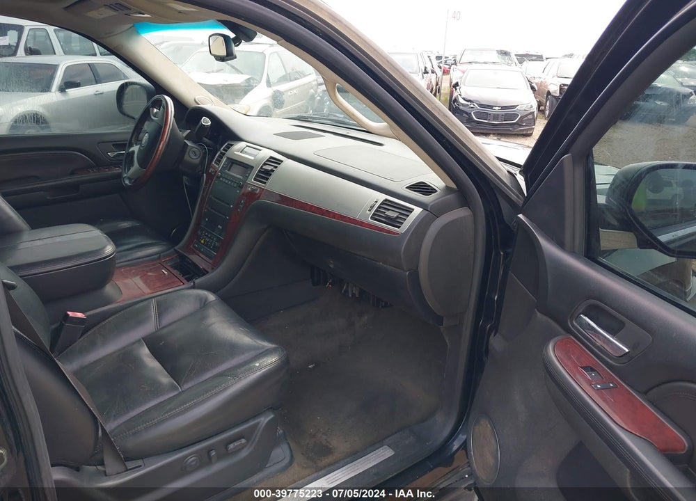 2007 CADILLAC ESCALADE ESV STANDARD VIN: 1GYFK66887R225383