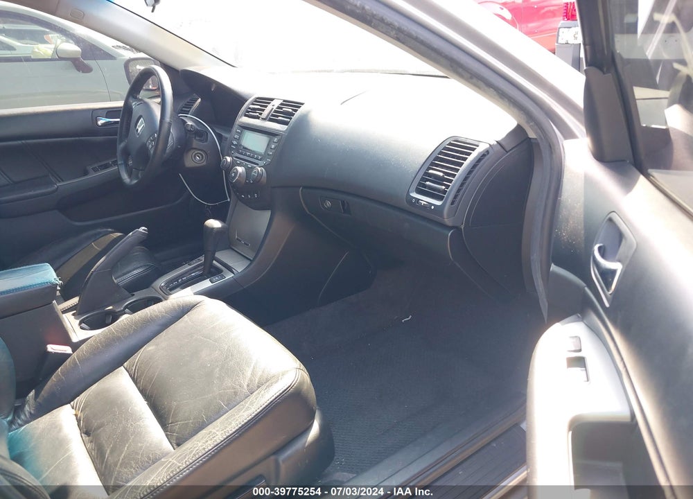 2004 HONDA ACCORD 3.0 EX VIN: 1HGCM66594A068855