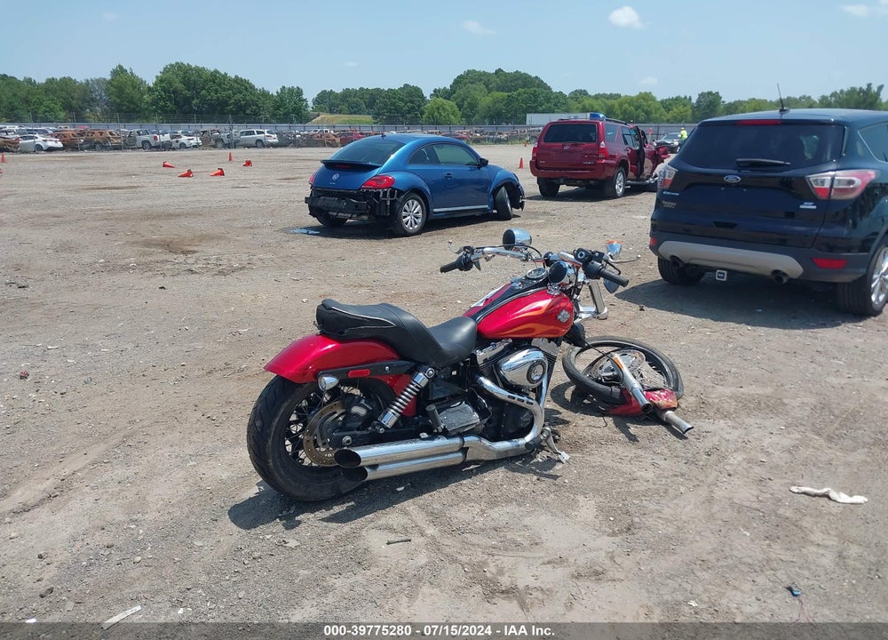 2013 HARLEY-DAVIDSON FXDWG DYNA WIDE GLIDE VIN: 1HD1GPM18DC332363