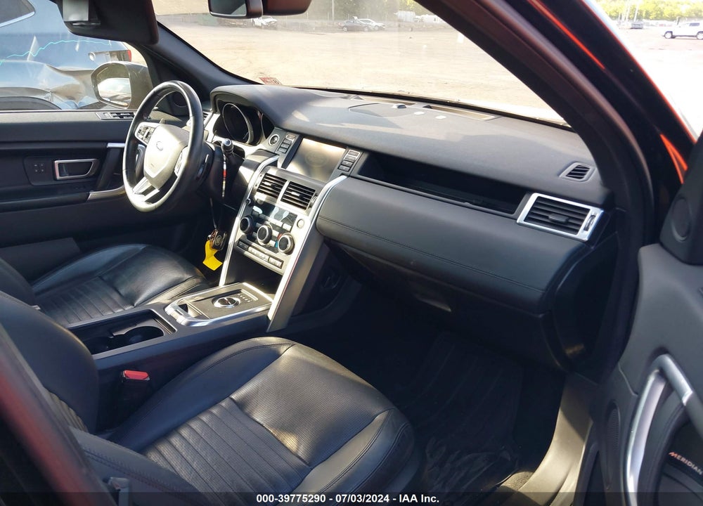 2017 LAND ROVER DISCOVERY SPORT HSE LUX VIN: SALCT2BGXHH674852