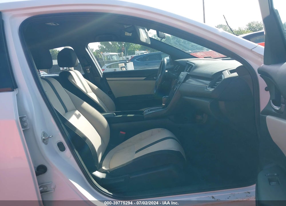 2017 HONDA CIVIC SPORT VIN: SHHFK7H45HU208908