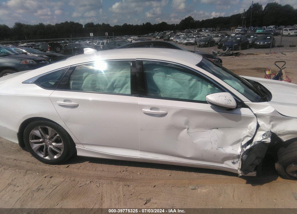 2018 HONDA ACCORD VIN: 1HGCV1F11JA017407