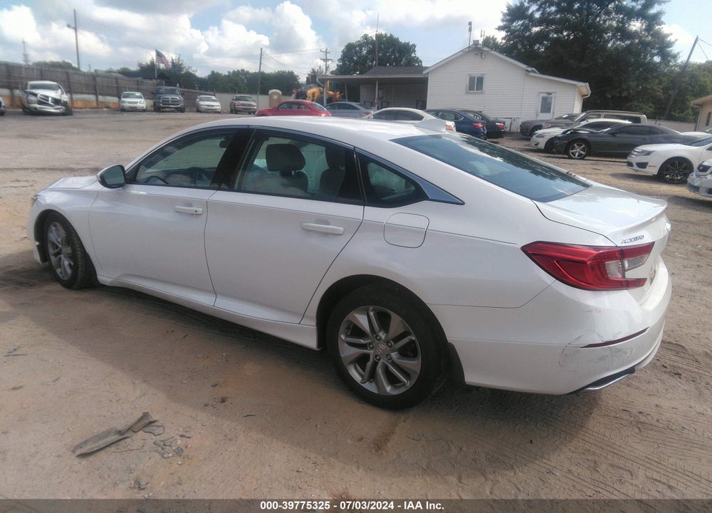 2018 HONDA ACCORD VIN: 1HGCV1F11JA017407