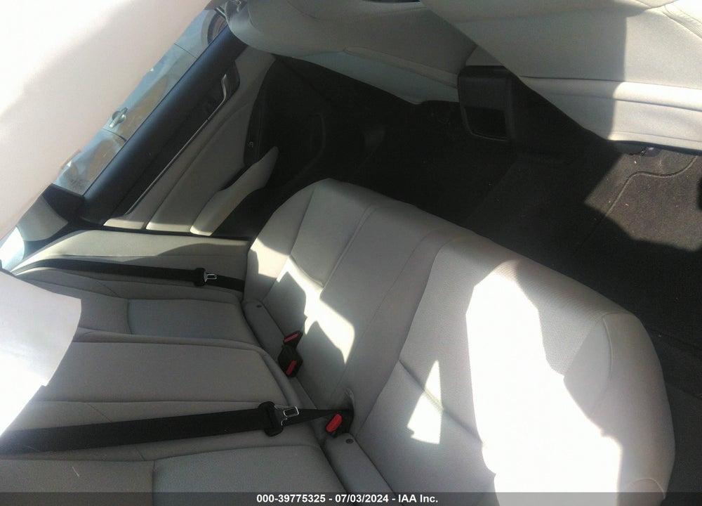 2018 HONDA ACCORD VIN: 1HGCV1F11JA017407
