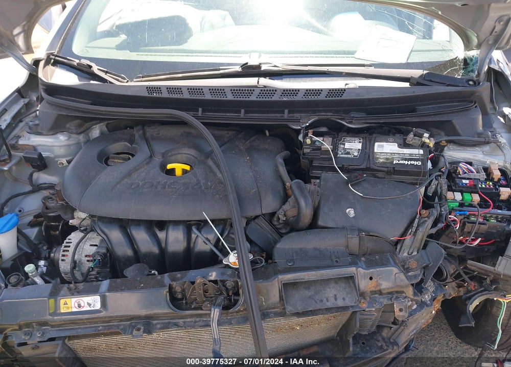 2015 HYUNDAI ELANTRA SE VIN: 5NPDH4AE7FH624952