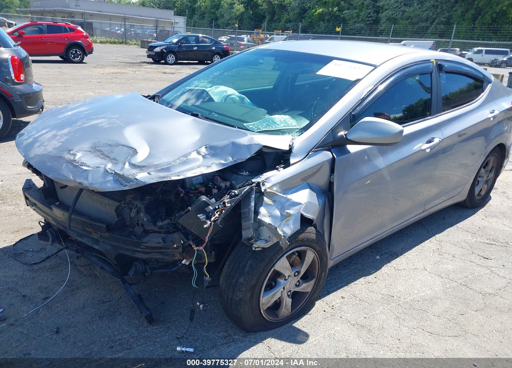 2015 HYUNDAI ELANTRA SE VIN: 5NPDH4AE7FH624952