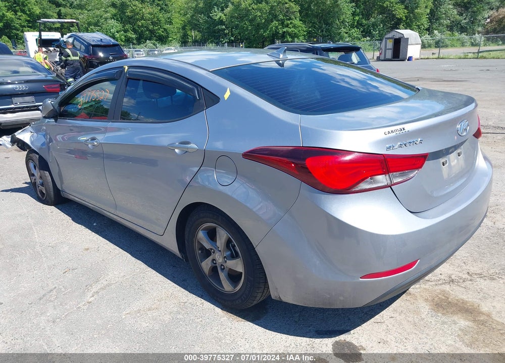 2015 HYUNDAI ELANTRA SE VIN: 5NPDH4AE7FH624952