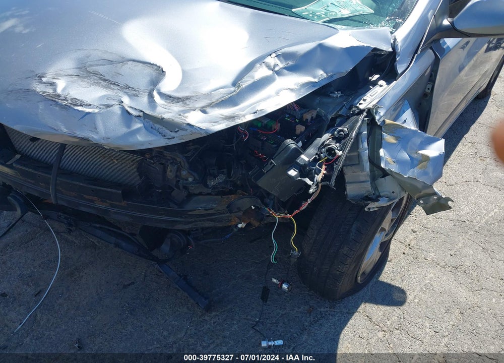 2015 HYUNDAI ELANTRA SE VIN: 5NPDH4AE7FH624952