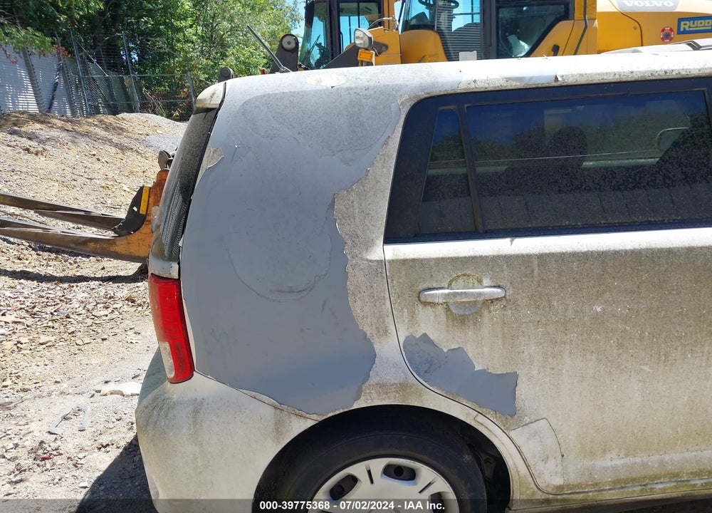 2012 SCION XB VIN: JTLZE4FE6CJ006262