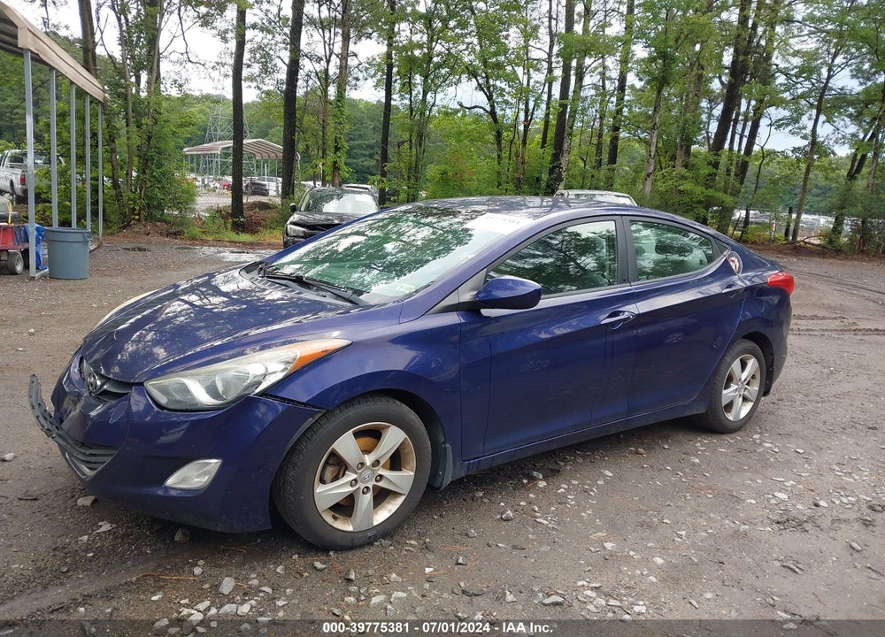 2013 HYUNDAI ELANTRA GLS VIN: 5NPDH4AE9DH197013
