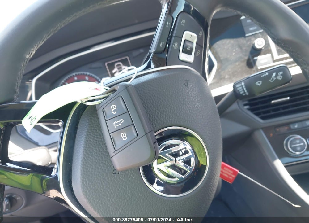 2020 VOLKSWAGEN JETTA 1.4T R-LINE/1.4T S/1.4T SE VIN: 3VWCB7BU7LM004142