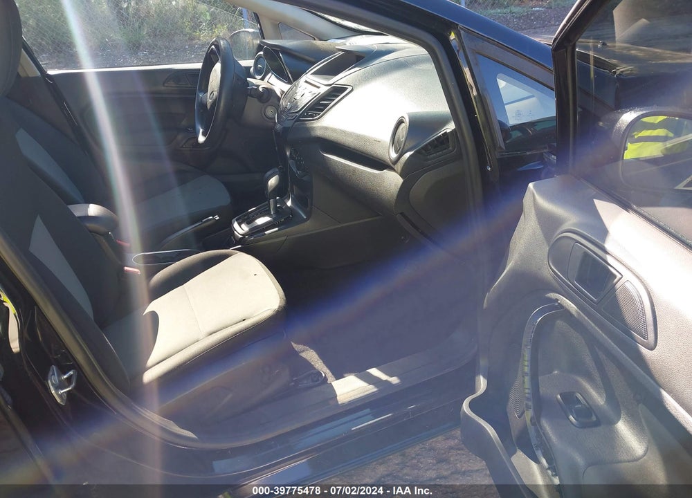 2019 FORD FIESTA SE VIN: 3FADP4EJ8KM102416