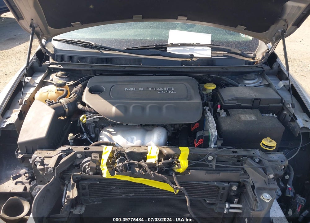 2015 CHRYSLER 200 LIMITED VIN: 1C3CCCAB0FN611104