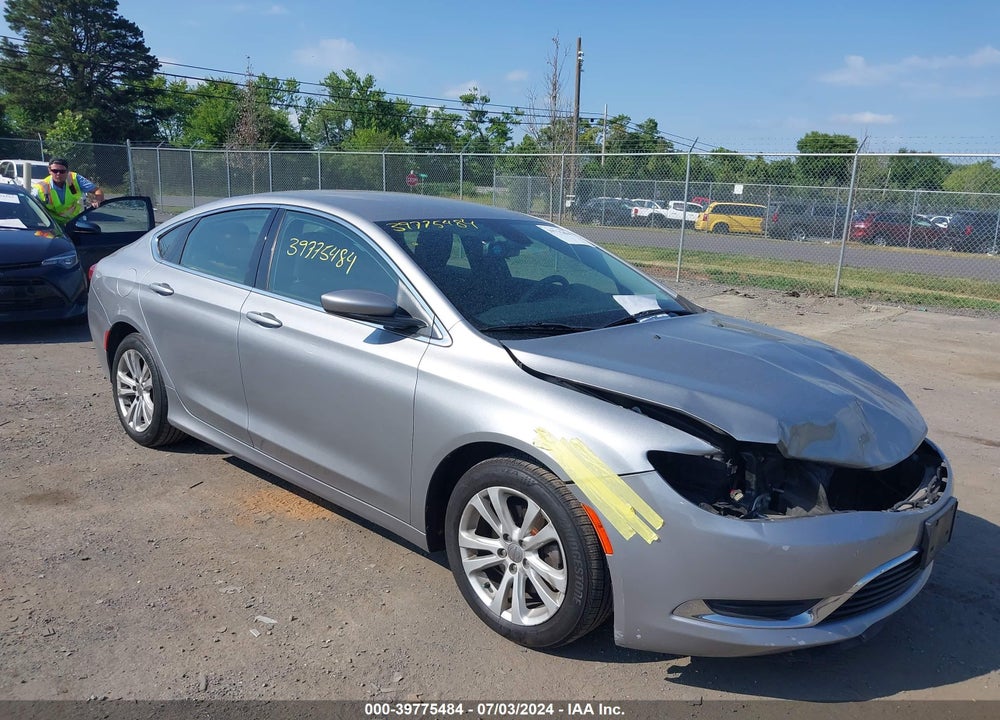 2015 CHRYSLER 200 LIMITED VIN: 1C3CCCAB0FN611104