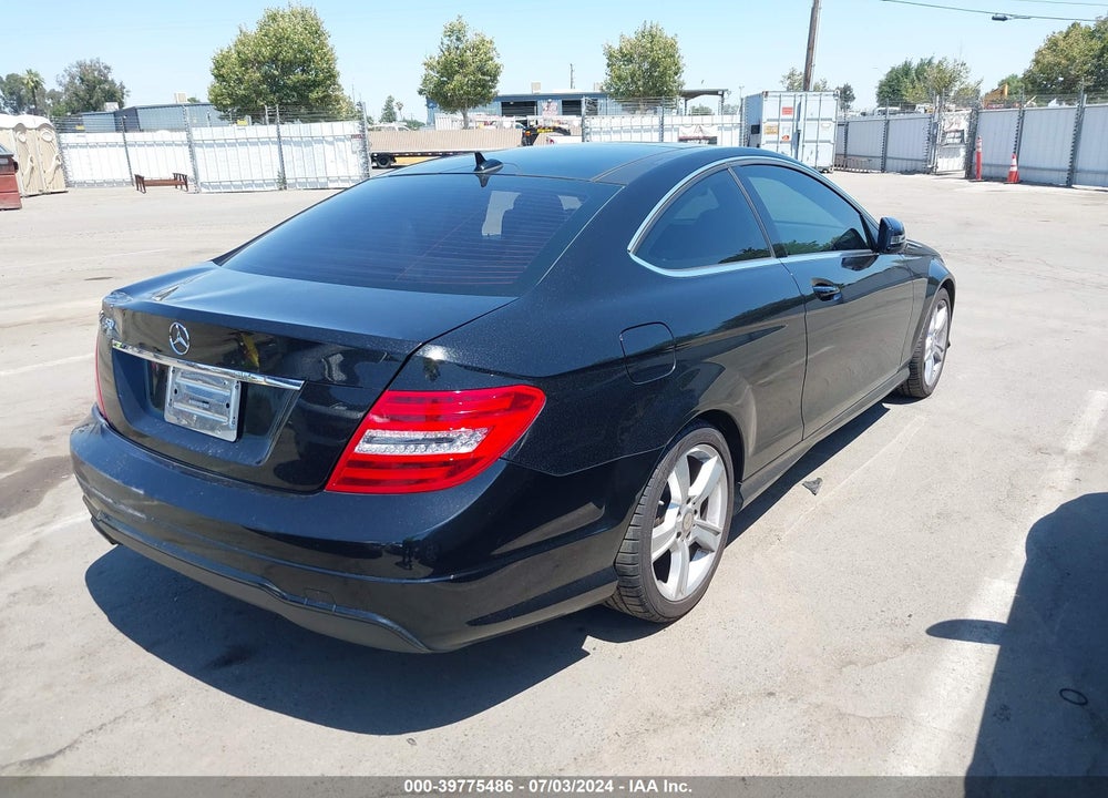 2015 MERCEDES-BENZ C 250 VIN: WDDGJ4HB9FG413372