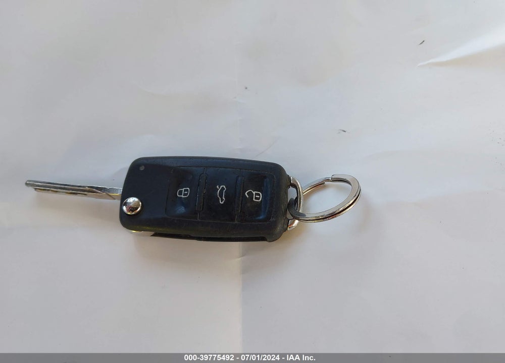 2014 VOLKSWAGEN PASSAT 1.8T SPORT VIN: 1VWBT7A31EC115159