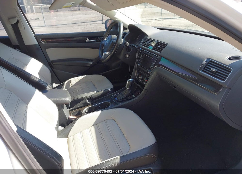 2014 VOLKSWAGEN PASSAT 1.8T SPORT VIN: 1VWBT7A31EC115159